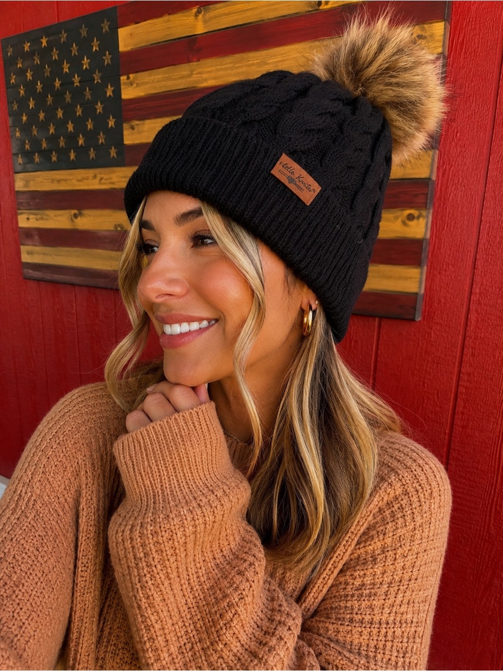 Black Cable Knit Pom Beanie -
